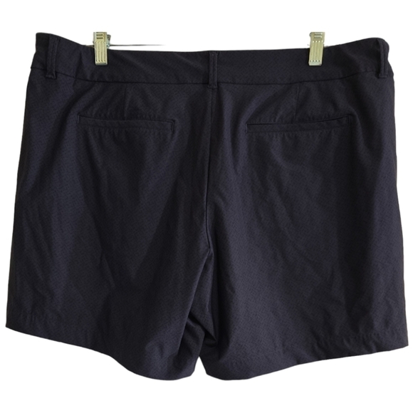 Spanx Flat Front Navy Pattern Shorts XL Pockets 6" Inseam - Picture 3 of 6